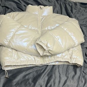 Brand new puffer coat - size xl but fits like M